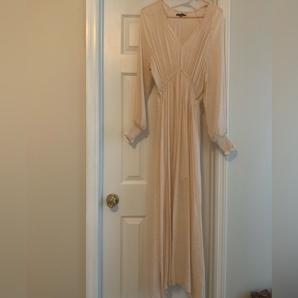 Wishlist Cream V-Neck Gown with Bishop Sleeves